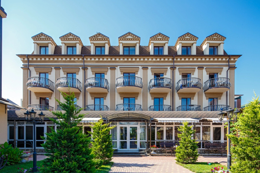 Отель Маринус