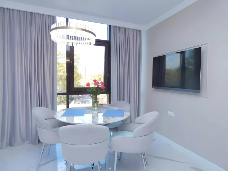 Апартаменты у Дендрария с парковкой