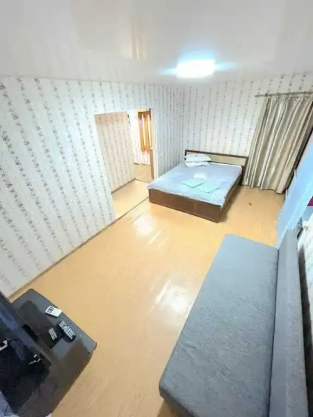 Апартаменты на Карла Маркса 115-1