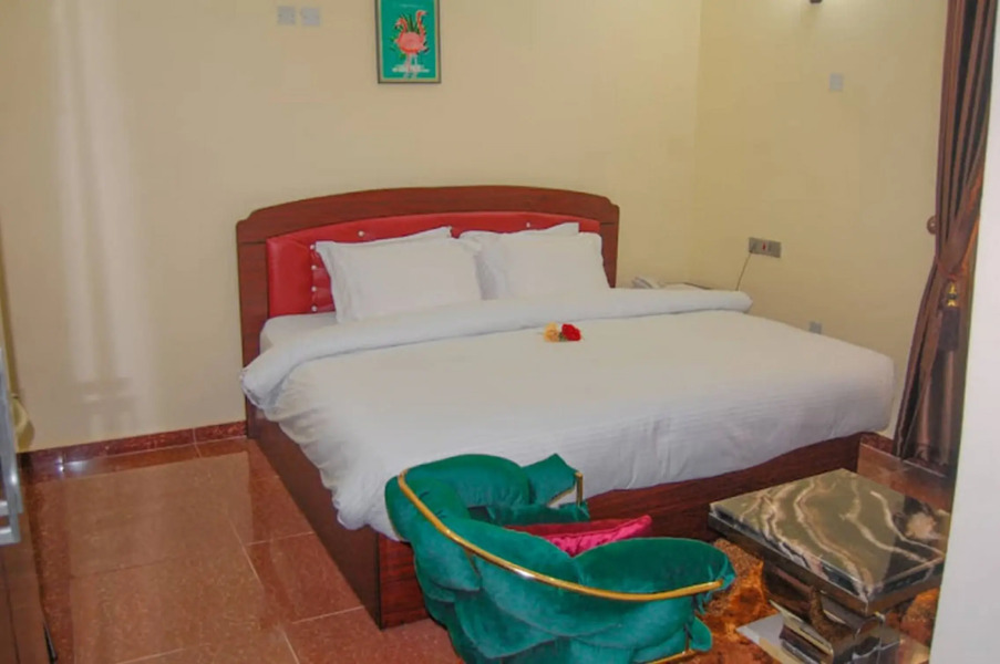 Hotel Ama Luxury Suites