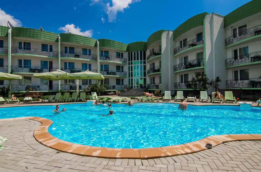 Отель Лиана