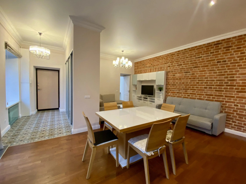 Апартаменты White House на Большой Морской Улице 11