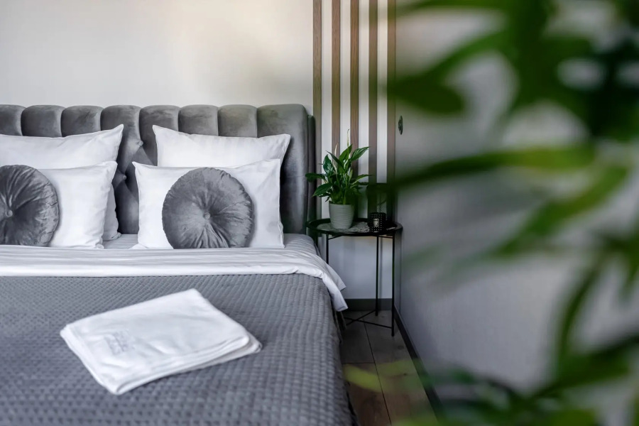 Апартаменты ЕвроУют Уютная студия с видом на собор