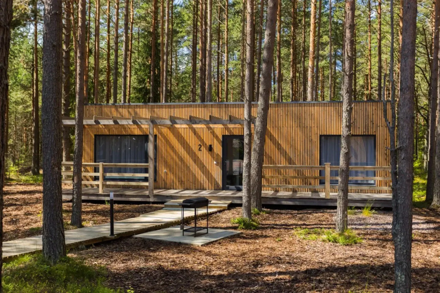 Частный дом студия с отдельной спальней