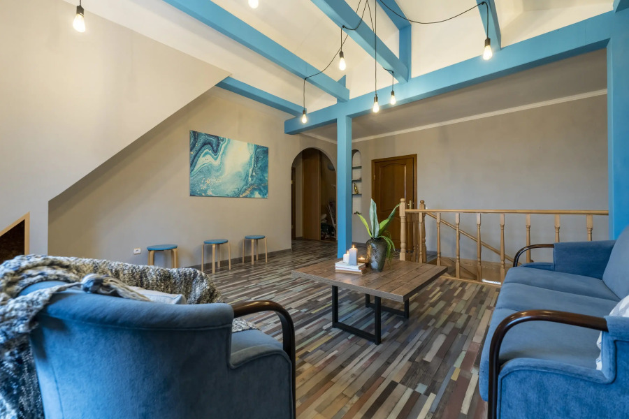 Апартаменты двухуровневые в тихом районе Амалиенау