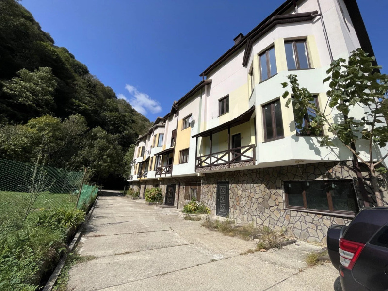 Частный Дом Резиденция Лес