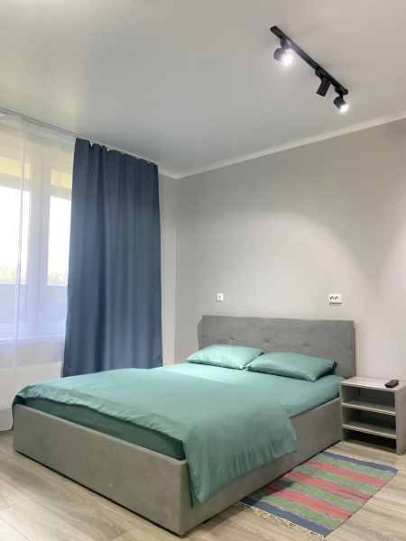 Квартира у метро в 5 минутах от центра города