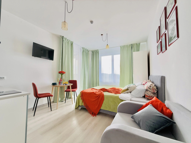 Квартира Новая студия Фисташка на Неве рядом с метро и разводным мостом