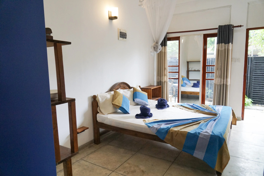 Отель Palms Friendly House