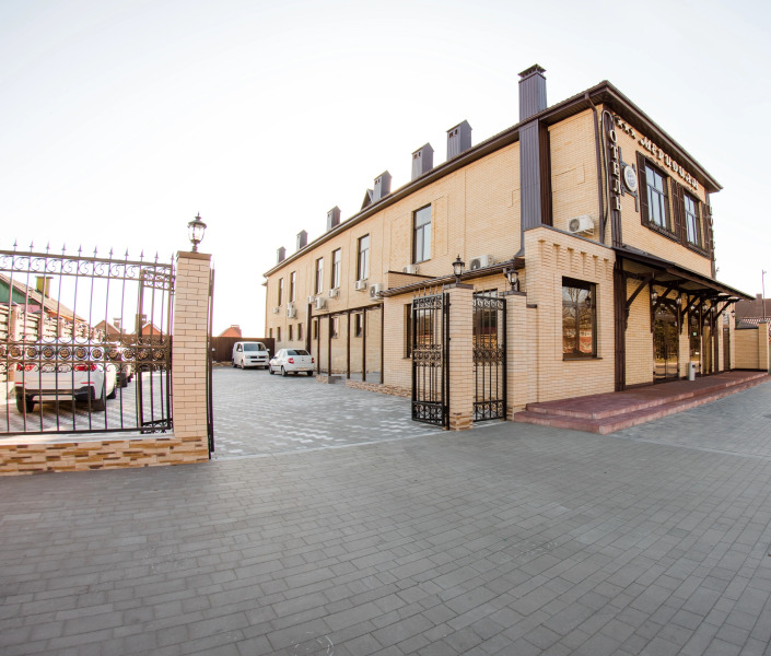 Отель Меридиан