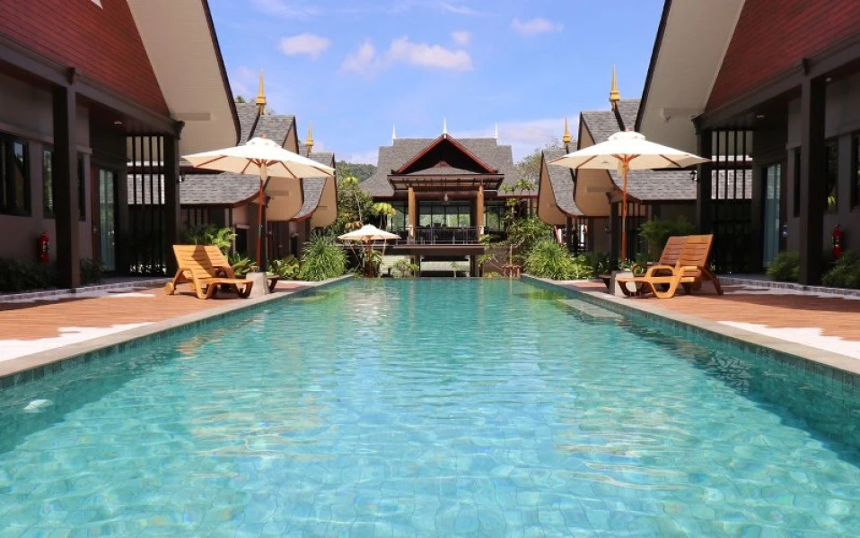 Отель The Scene Cliff View Villas