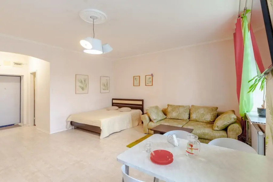 Квартира с балконом в историческом центре рядом с набережной