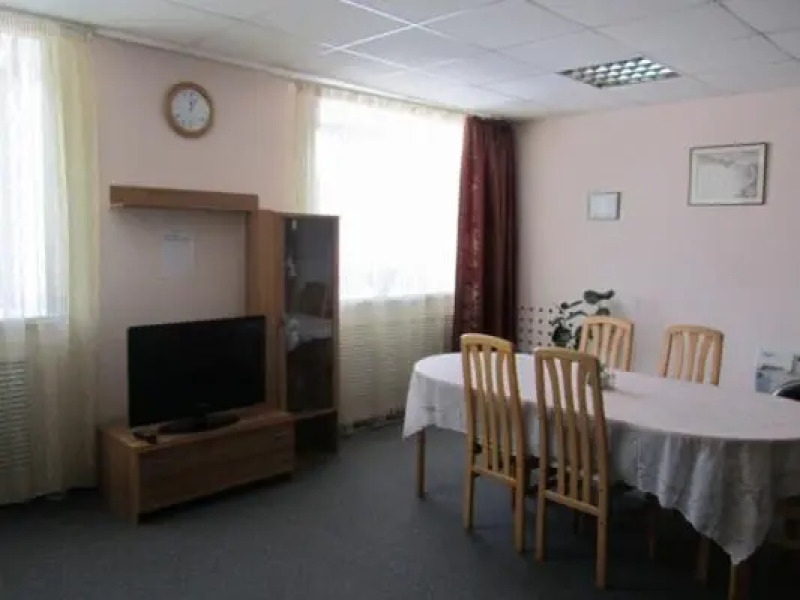 Malakhit (byvsh.gostinitsa Pri Kombinate Sveza)