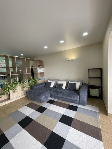 Апартаменты Двухкомнатные в Центре с Панорамным Видом 6 Этаж