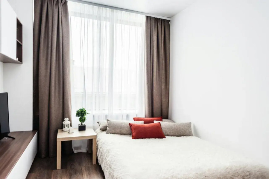 4 Апартаменты RADIUS Малышева 42А (09)