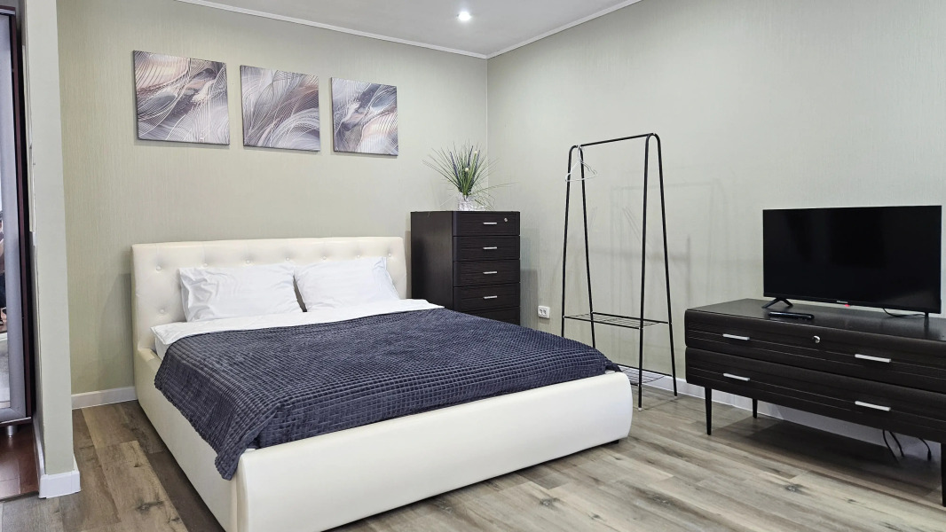 Квартира Луначарского 86