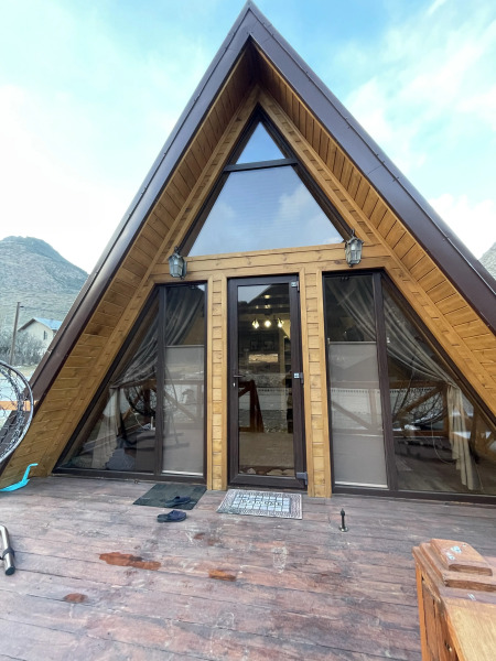 Частный дом Уютный с видом на горы