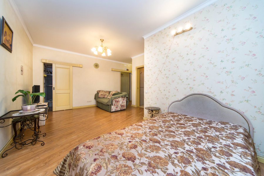 Квартира в стиле прованс рядом с СФУ Аэрокосмическим универ КрасМашем 4 места