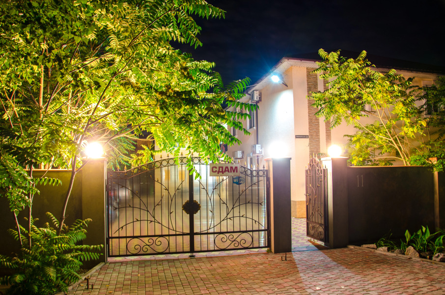 Гостевой Дом Приморская 11