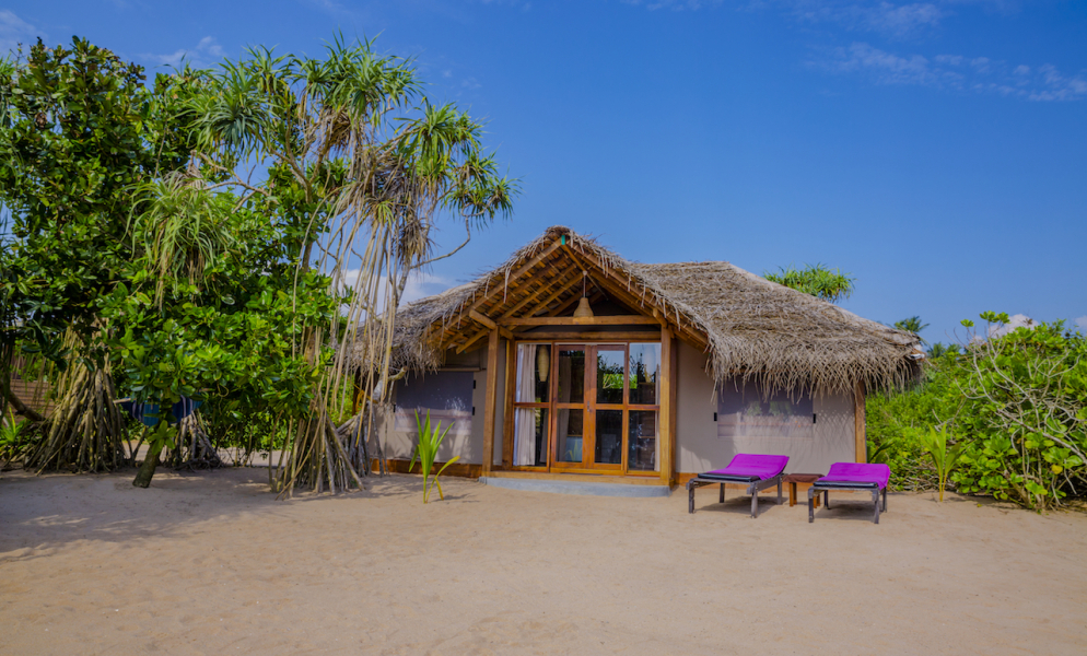 Отель Jungle Beach Camp Ahungalla