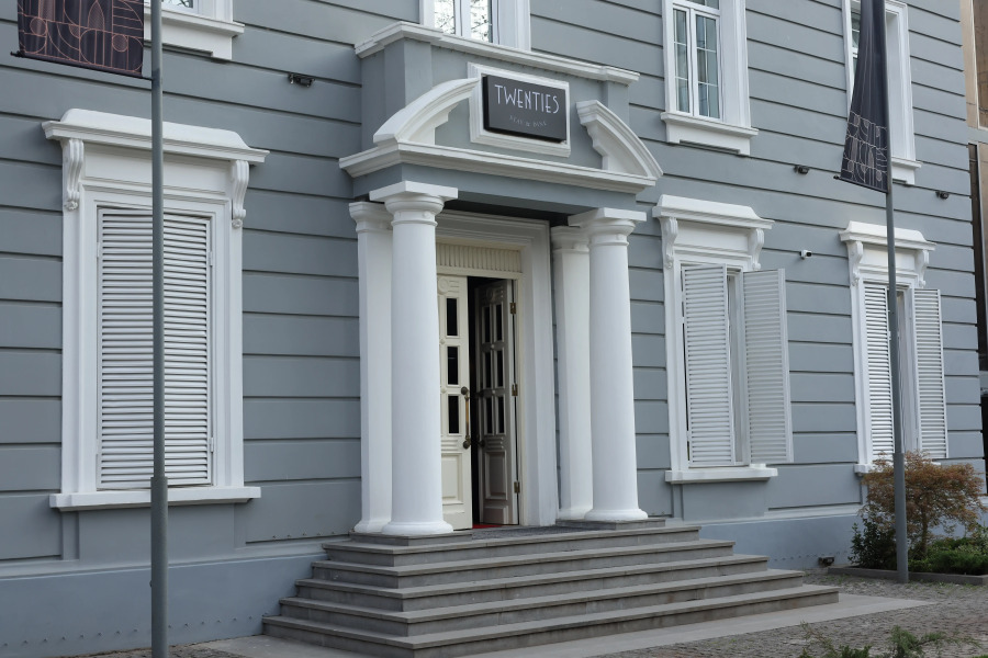 Отель Twenties Tbilisi - Stay & Dine