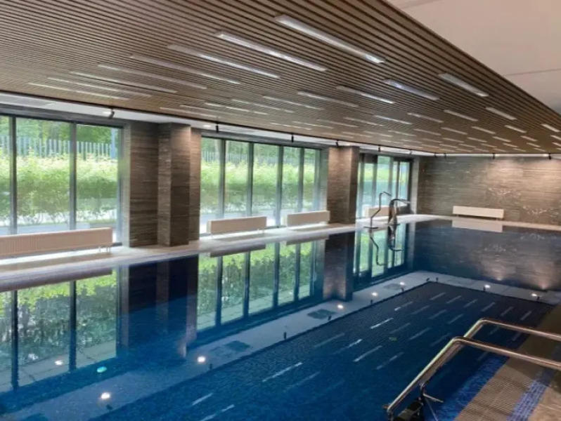 Апартаменты в доме с бассейном у Финского залива