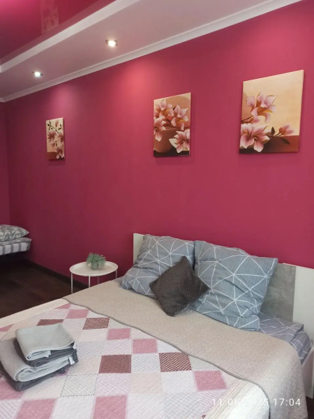 Апартаменты на Ялтинской с видом на реку