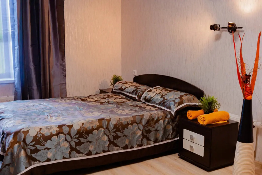 Апартаменты на Революции 48а