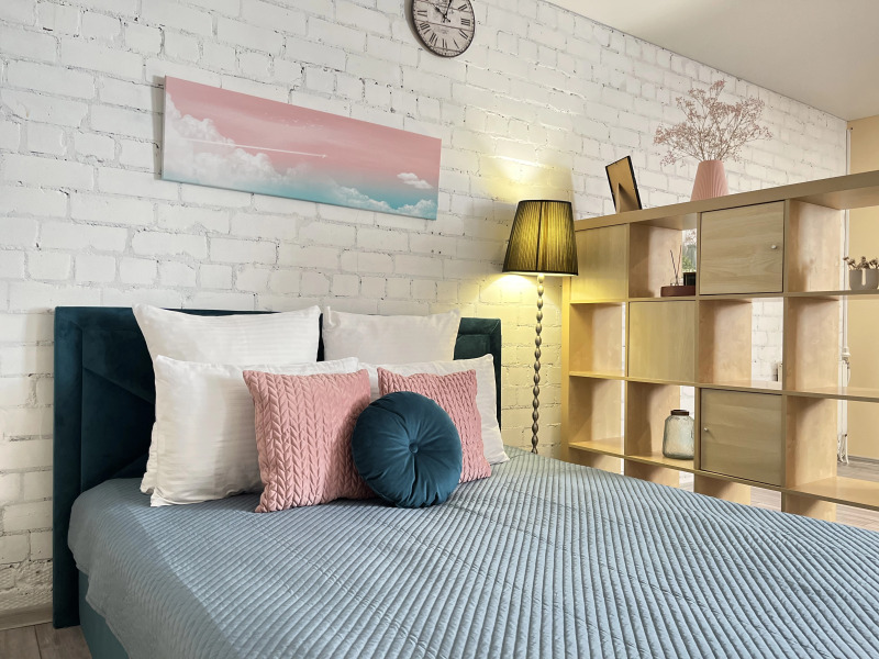 Квартира У Золотых Ворот Funny-Honey Studio Wonderapart