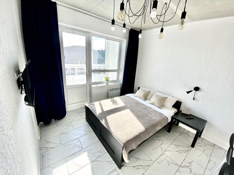 Апартаменты в центре города Ленина 123