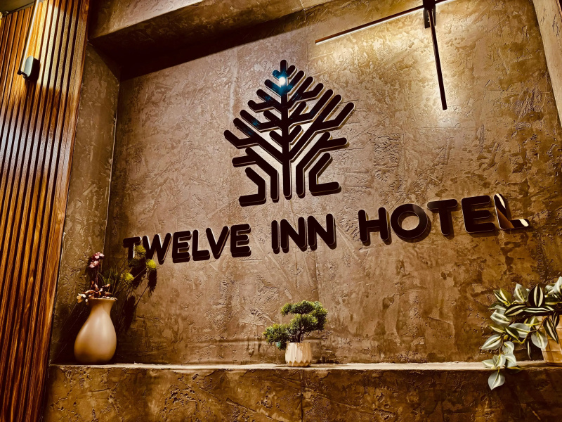 Отель Twelve Inn