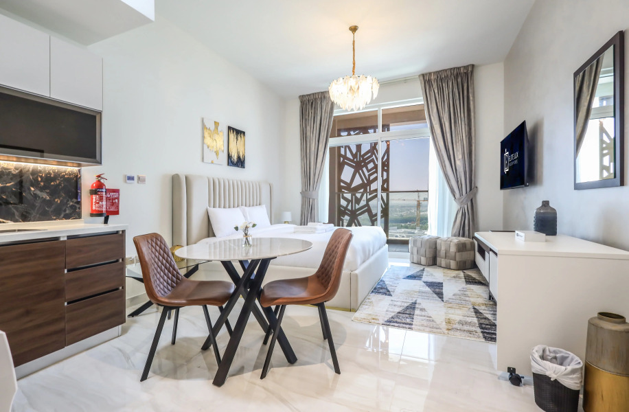 Apartments Elite Lux Holiday Homes - Jewelz Residences Studio in Arjan