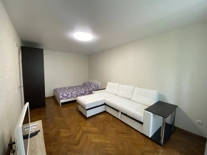 Апартаменты 283 Островского 44