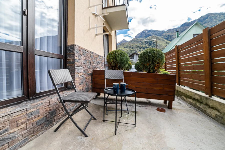 Квартира студия с террасой и видом на горы Я на море