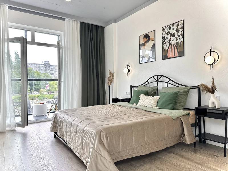 Апартаменты Kenig Holidays студия с панорамным видом на реку и балконом в Рыбной деревне