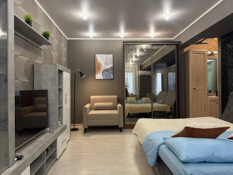 Апартаменты в Новомосковске по ул. Солнечная