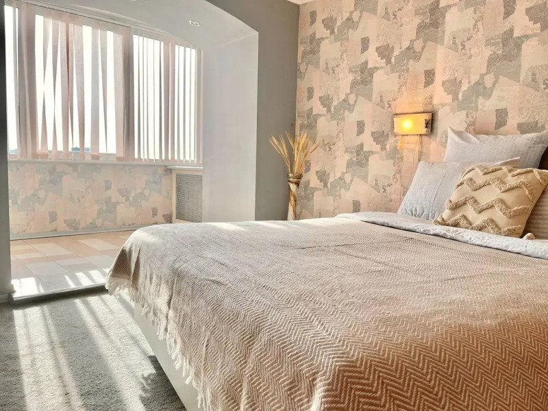 Квартира Екатерининская 169