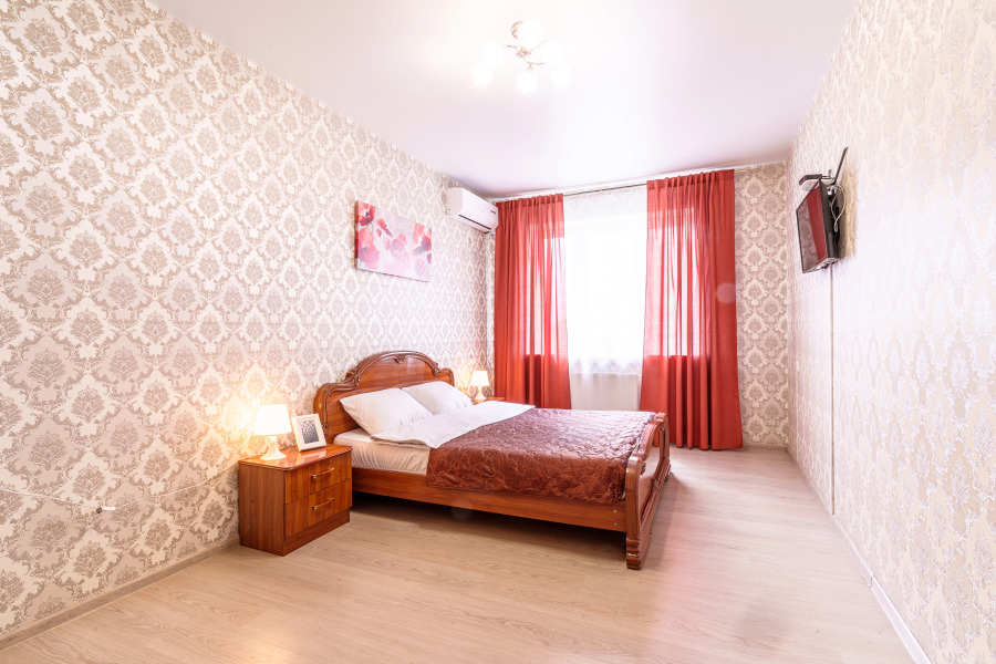 Квартирау парка Галицкого Апарт-Отелика на Героя Сарабеева