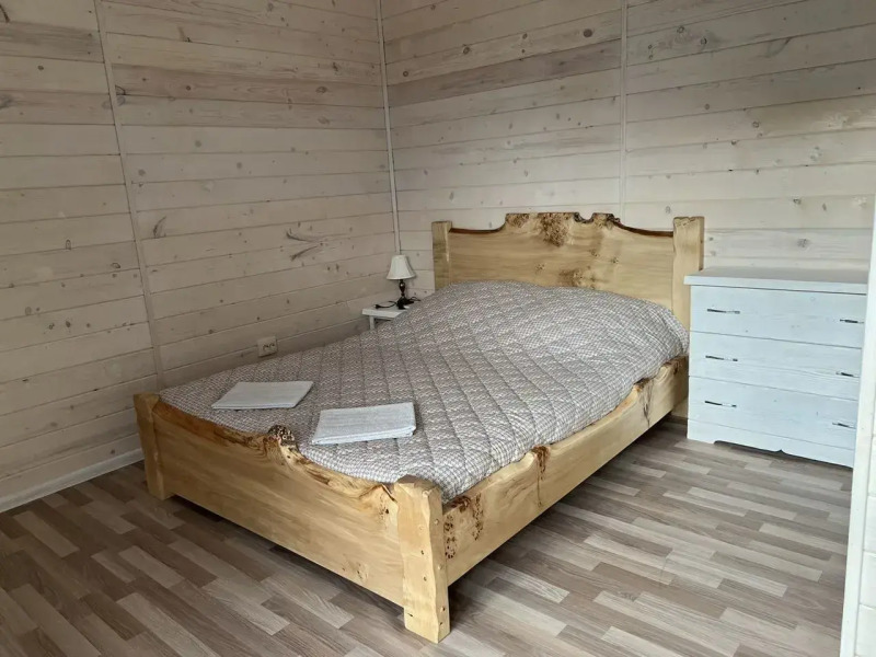 Частный дом с баней, бассейном и мангалом