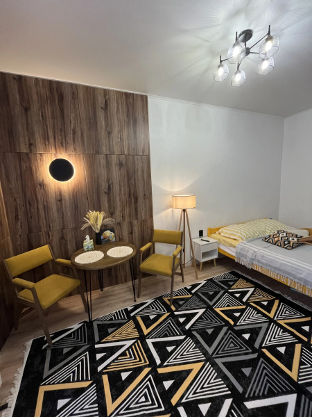 Квартира Желтая студия у авто и жд вокзала