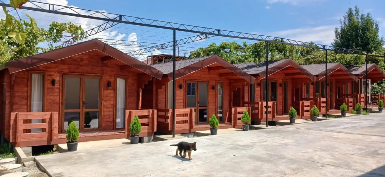 Гостевой дом Коттеджи на Генерала Сосналиева