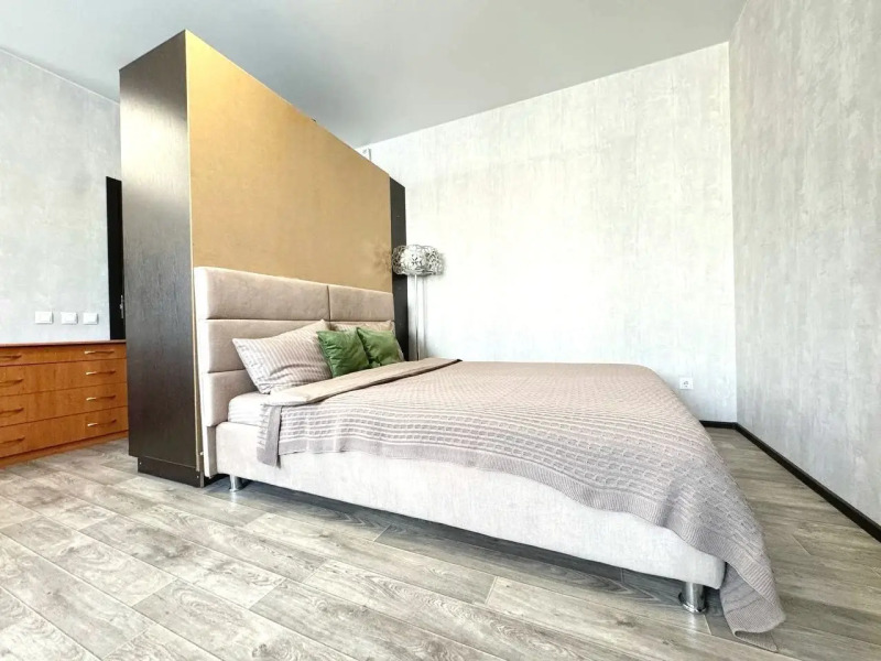 Квартира-студия однокомнатная на Притомском напротив Кузбасс-Арена