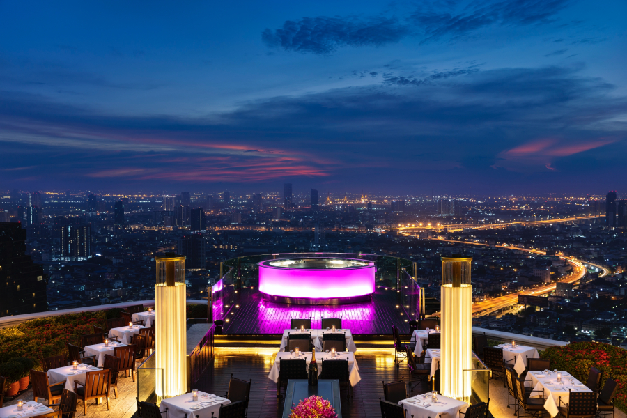 Отель Tower Club at lebua