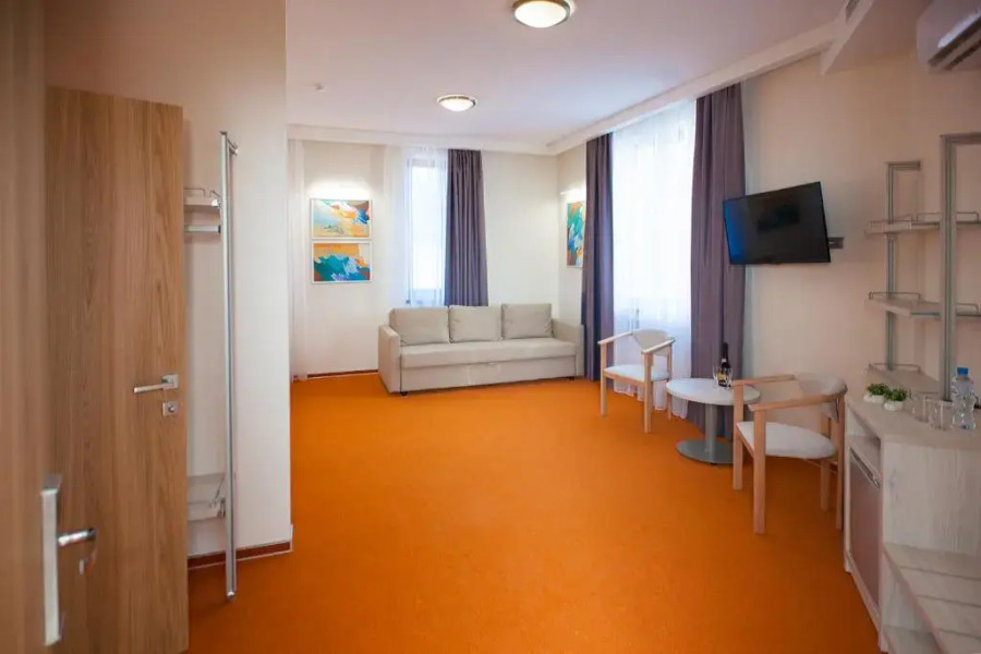 Отель Морамар