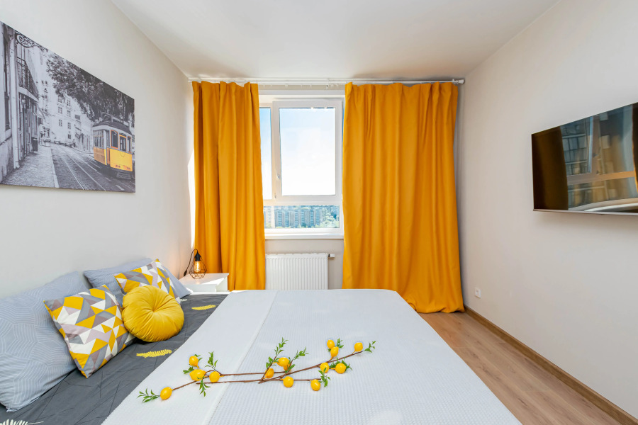 Апартаменты Светлая шикарная трёхкомнатная квартира у Столицы