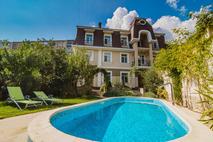 Гостевой Дом Каштановый Особняк