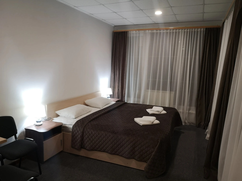 Отель Космос