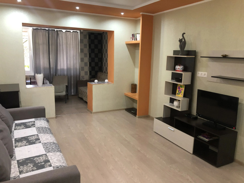 Квартира Уютная рядом с морем