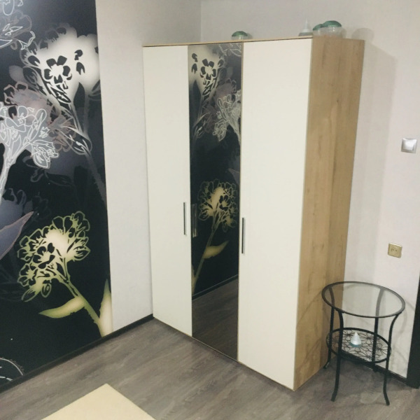 Квартира Чистая и уютная и 1-к в Тольятти