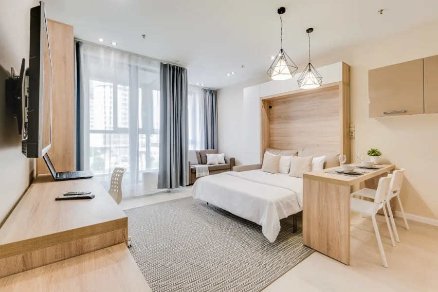 Апартаменты Премиум с Балконом и Видом на Город Business Apartments